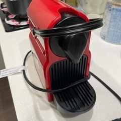 無料　ネスプレッソ   コーヒーメーカー　イニシア？
