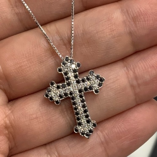 K18WG ホワイトゴールド　ダイヤモンドクロスネックレス　5.3g 約45cm ダイヤ 0.74ct