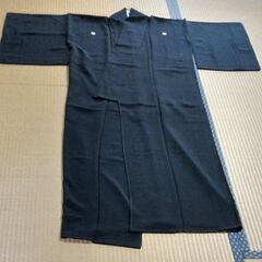 冬用の喪服の着物B