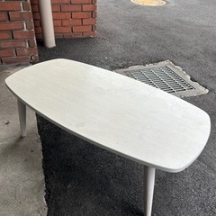 折りたたみテーブル