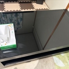 テーブル　取引中の画像