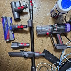 ダイソン　DYSON　SV21FF　掃除機　中古の画像