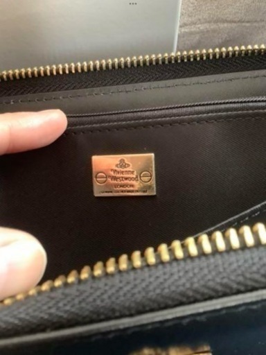 Viviennewestwood長財布