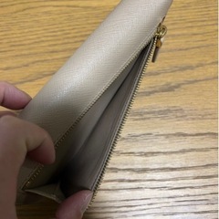 PRADA財布の画像