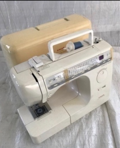 ミシン　SINGER 7900DX