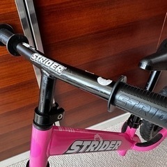 ストライダー　おもちゃ 幼児用自転車の画像