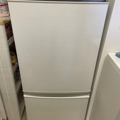 SHARP 冷蔵庫　137L 高さ112cm