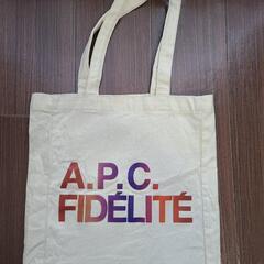 A.P.C. アーペーセー キャンバストートバッグ