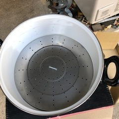 NO：1160 笛付き27cm蒸し鍋❣️   値下げ超お買い得品‼️の画像