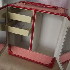 ロペピクニック　ジュエリーボックス　ファブリック　赤の画像