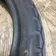 TT100GP 新品　110/90-18
