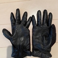【美品】皮　レディース　手袋　サイズMの画像