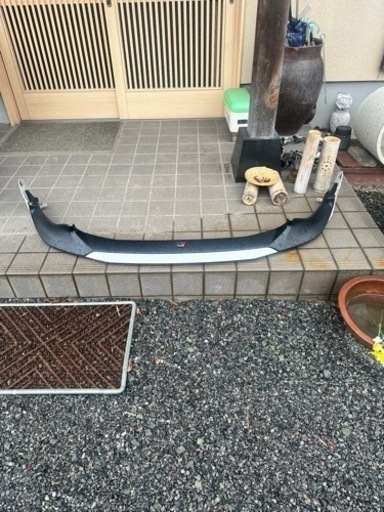 新車外しGR86 TRD フロントリップ