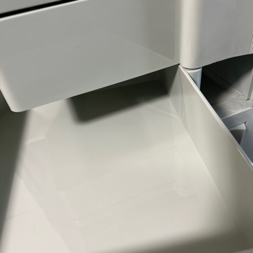 移動可能収納ボックス ラック