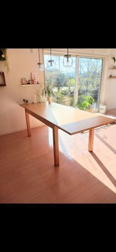 IKEA　伸長式テーブル
