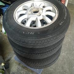 タイヤ、ホイールの画像