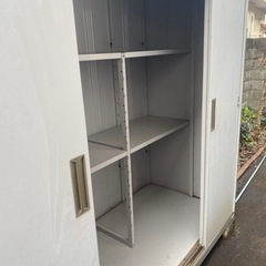 イナバ物置 MGW-20E -11番-11家具 収納家具 物置の画像