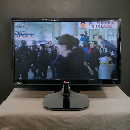 24C180_ジ5 LG 地デジ・BS・110度CS 23インチフルHD IPS LED液晶テレビ 23MT55J-PM 中古