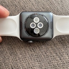 Apple Watch Series 3（GPS + Cellularモデル）- 38mmスペースグレイアルミニウムケースの画像