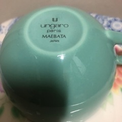 コーヒー、紅茶、ホットで、ティーカップ&ソーサー1組、食器の画像