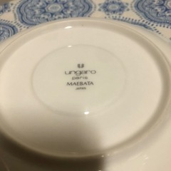 コーヒー、紅茶、ホットで、ティーカップ&ソーサー1組、食器の画像