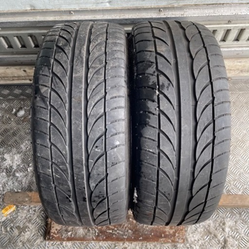 バリ山　ATR SPORT  225/35ZR19 夏タイヤ　　2018年製　2本セット　