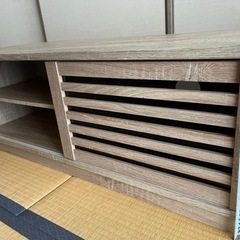 テレビボードの画像