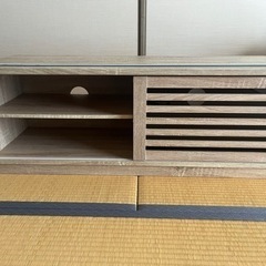 テレビボード