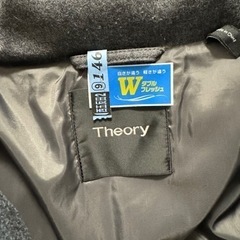8月限定値下げ　Theory 美品　レディースダウンジャケット　クリーニング済みの画像