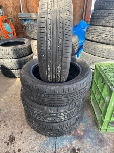 車のパーツ タイヤ、ホイール