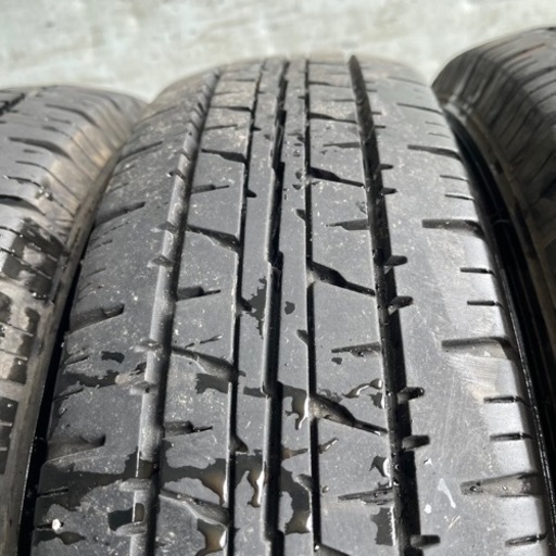 バリ山　DUNLOP ダンロップ　VAN01 165R14 6PR LT 夏タイヤ　2018年製　14インチ