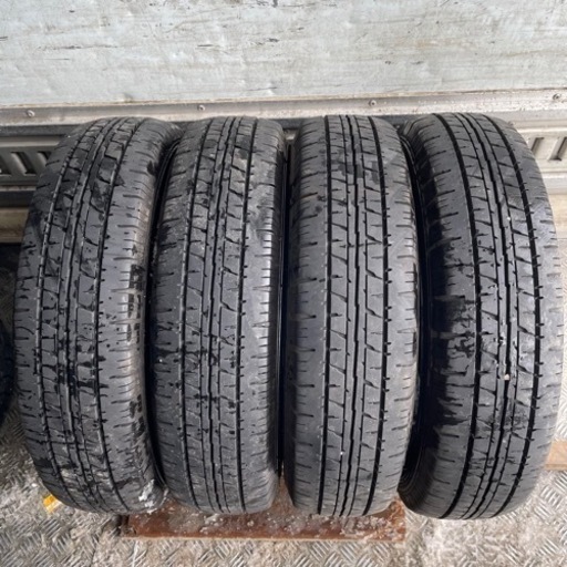 バリ山　DUNLOP ダンロップ　VAN01 165R14 6PR LT 夏タイヤ　2018年製　14インチ