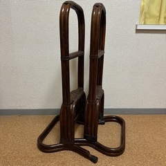 立ち上がり補助手すり