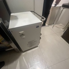 小型電気温水器