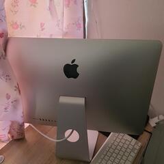 Apple iMac 21.5インチ の画像