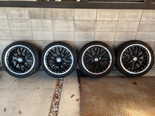 ２０インチ　８Ｊ　タイヤホイールセット　ロクサーニ　アルファード、ヴェルファイア