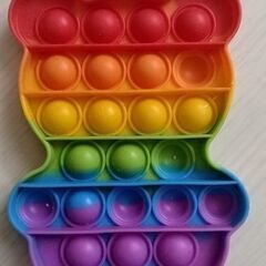 子どもおもちゃ(アナ雪のマグネットシート)の画像