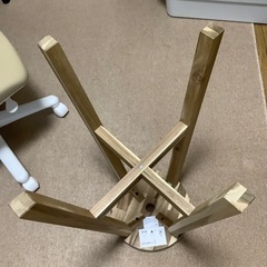 IKEA SKOGSTA スツール 高さ70cm ②の画像