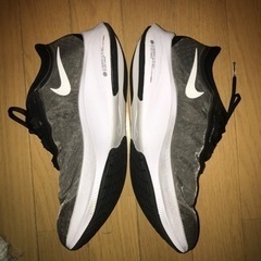 NIKE ランニングシューズ　厚底の画像