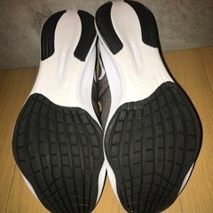 NIKE ランニングシューズ　厚底の画像