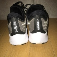 NIKE ランニングシューズ　厚底の画像