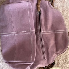 ※新品未使用※保冷ポケット、子供のつり革リング付きバッグの画像