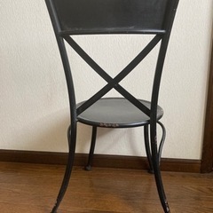 アンティーク調黒椅子2脚家具 ダイニングセットの画像
