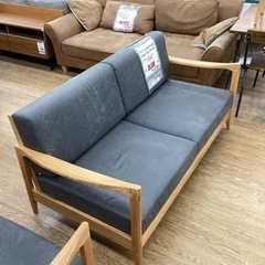 KC-26【新入荷　リサイクル品】ファルコ　2.5シーターソファ　アッシュ材　グレー