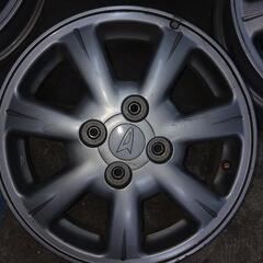 車のパーツ タイヤ、ホイールの画像