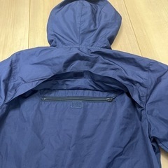 ナイキ　キッズ　マウンテンパーカー　120サイズの画像