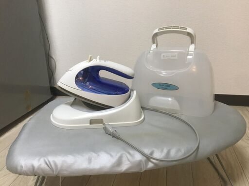 アイロン\u0026アイロン台のセット   Iron \u0026 iron stand