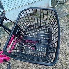 受け渡し予定者おります　自転車　ママチャリ　大きめのカゴの画像