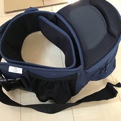 サーキュレーター付きチャイルドシート⭐︎ヒップシート、おもちゃ等の画像