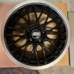 車のパーツ タイヤ、ホイール